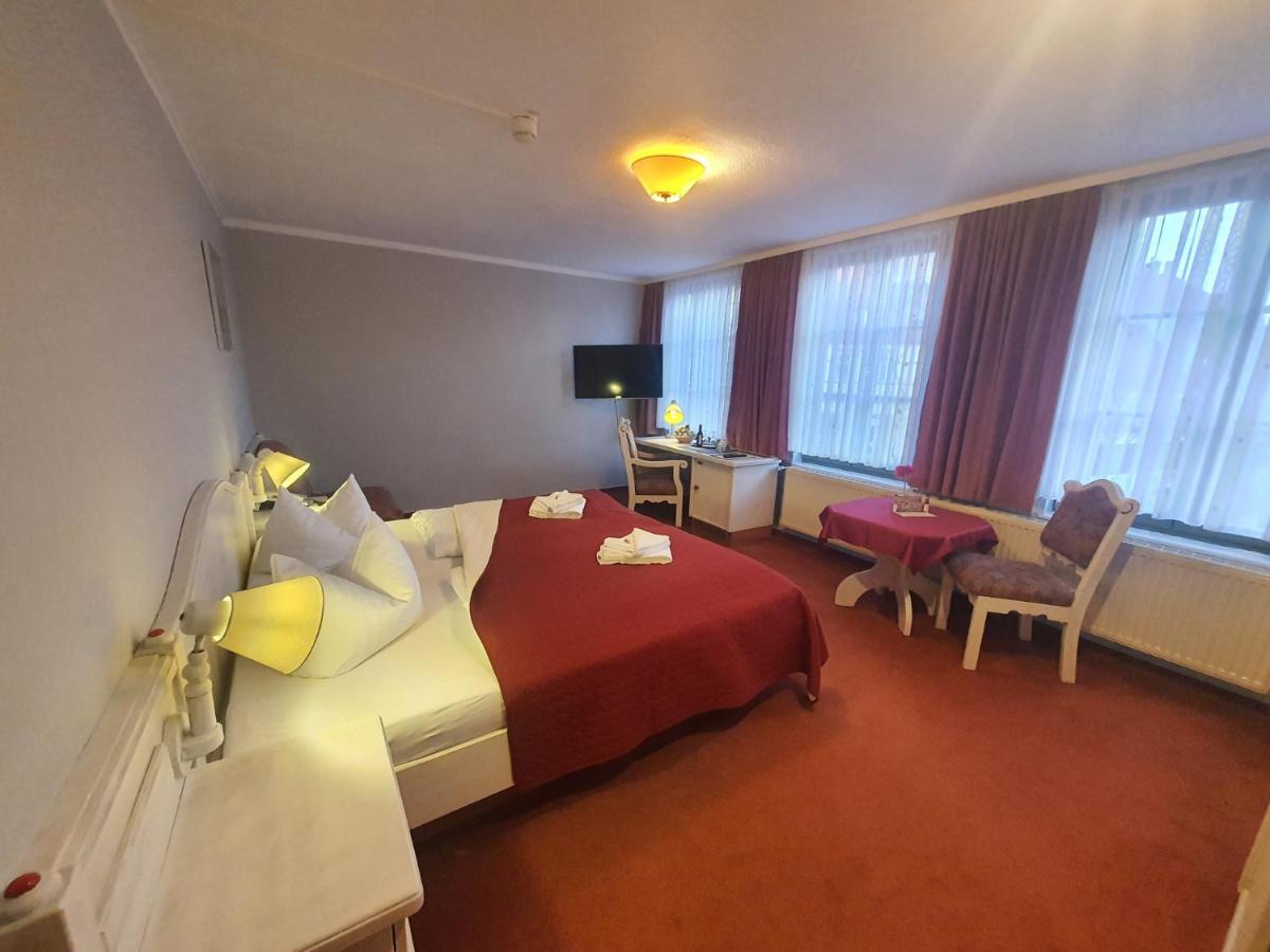 Hotel Zur Goldenen Sonne Quedlinburg Dış mekan fotoğraf