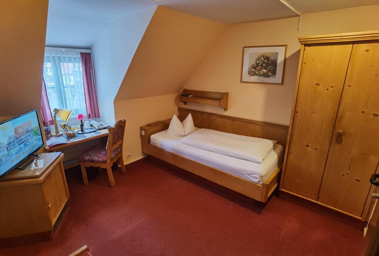 Hotel Zur Goldenen Sonne Quedlinburg Dış mekan fotoğraf