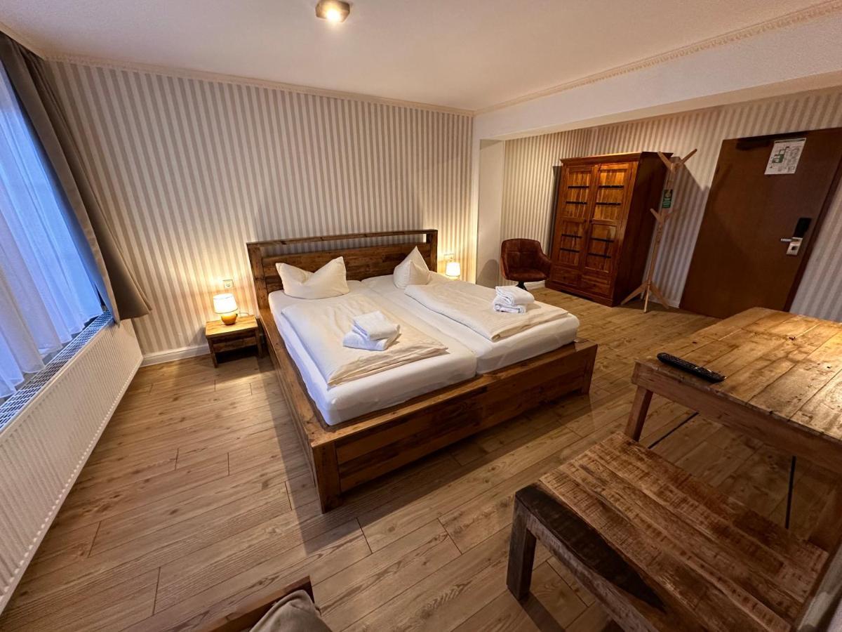 Hotel Zur Goldenen Sonne Quedlinburg Dış mekan fotoğraf