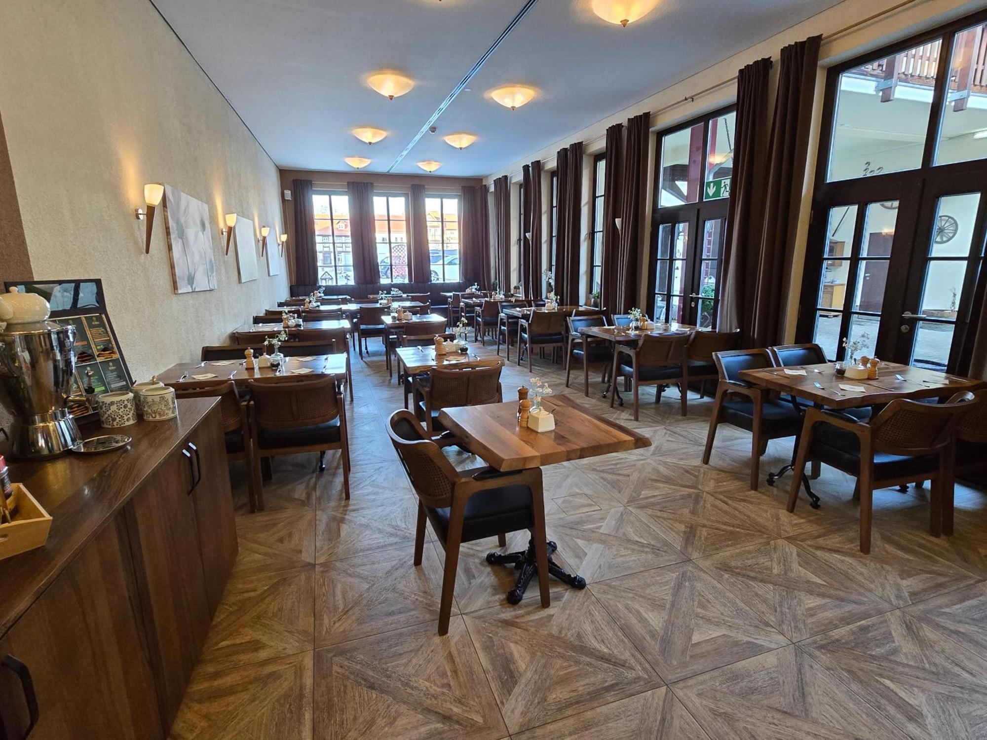 Hotel Zur Goldenen Sonne Quedlinburg Dış mekan fotoğraf