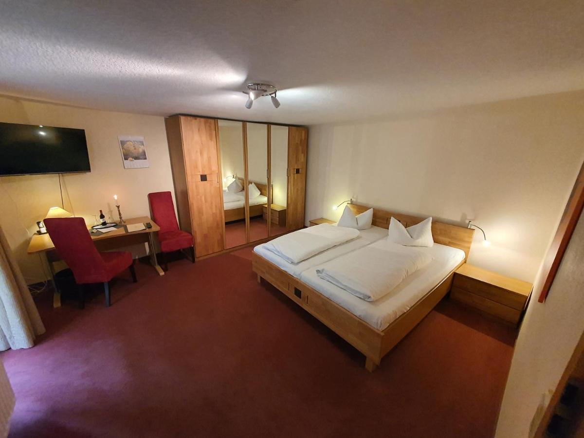 Hotel Zur Goldenen Sonne Quedlinburg Dış mekan fotoğraf