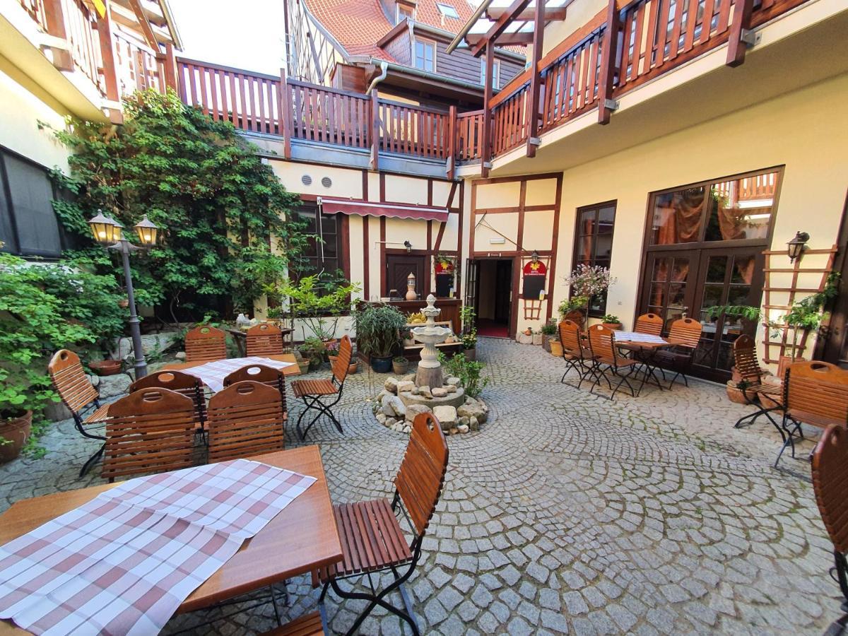 Hotel Zur Goldenen Sonne Quedlinburg Dış mekan fotoğraf